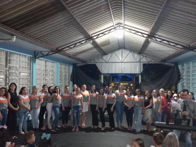 Noite de AutÃ³grafos reuniu centenas de pessoas em Rio Bonito do IguaÃ§u